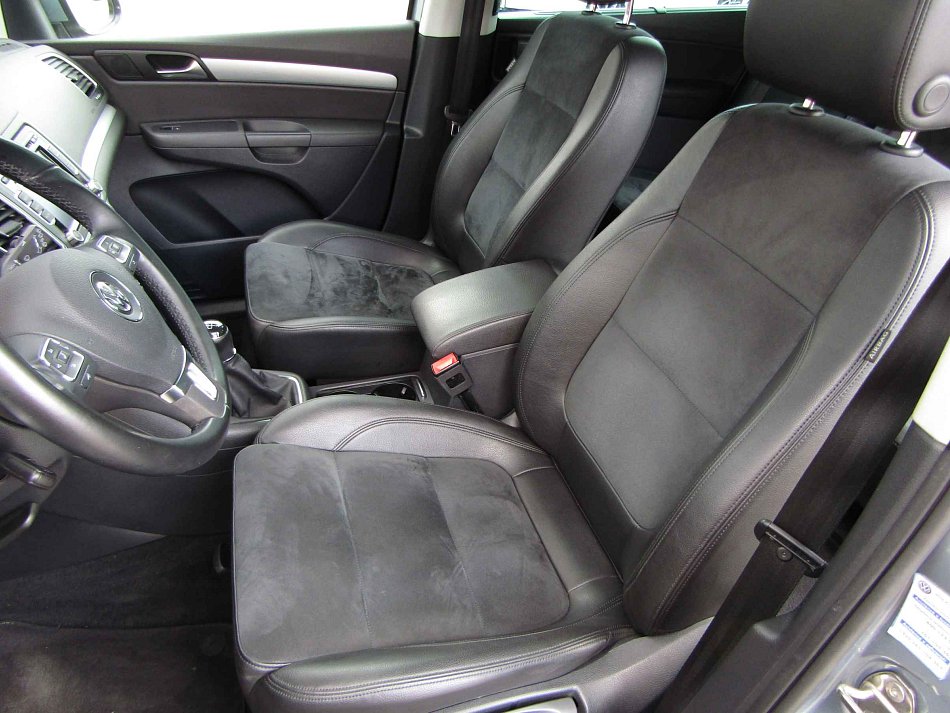Volkswagen Sharan 2.0TDi 