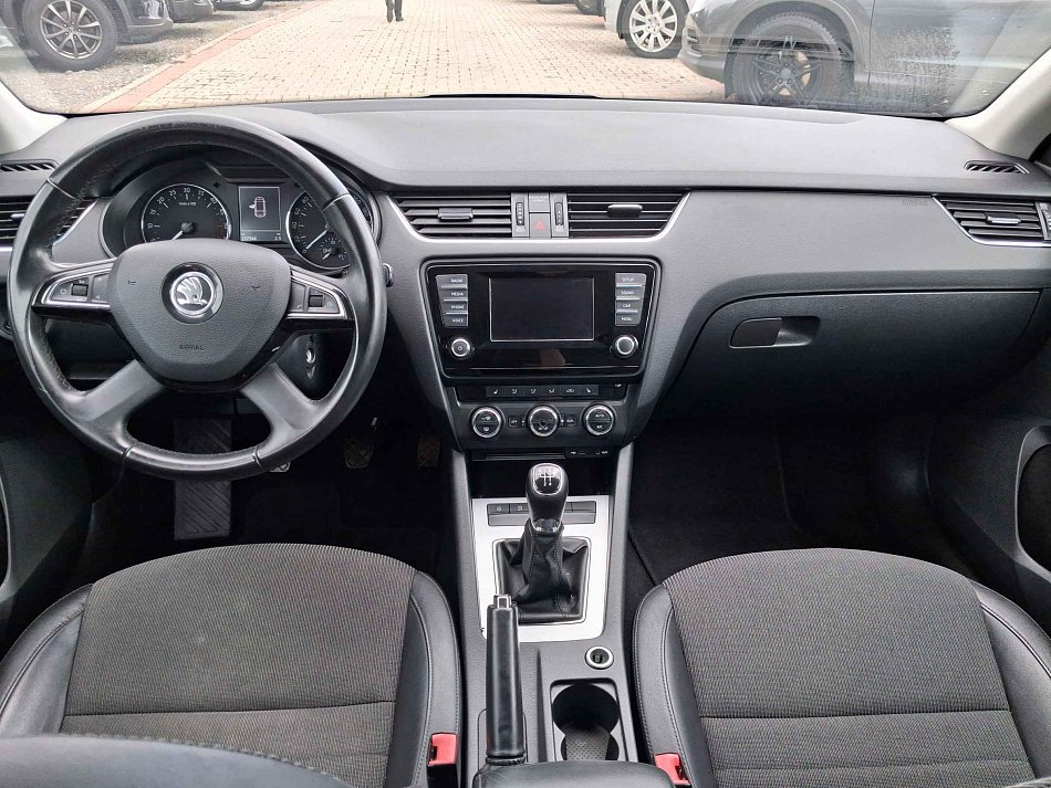 Škoda Octavia III 1.6 TDi Elegance
