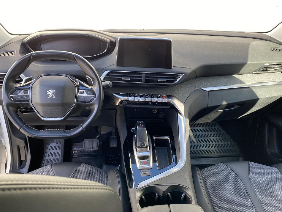 Peugeot 3008 1.2PT Allure
