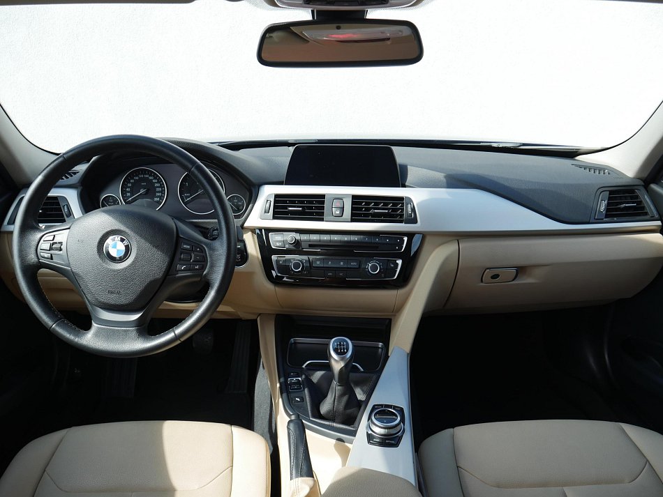 BMW Řada 3 2.0 D  318 d