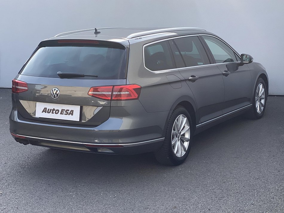 Volkswagen Passat 2.0 TDi Highline