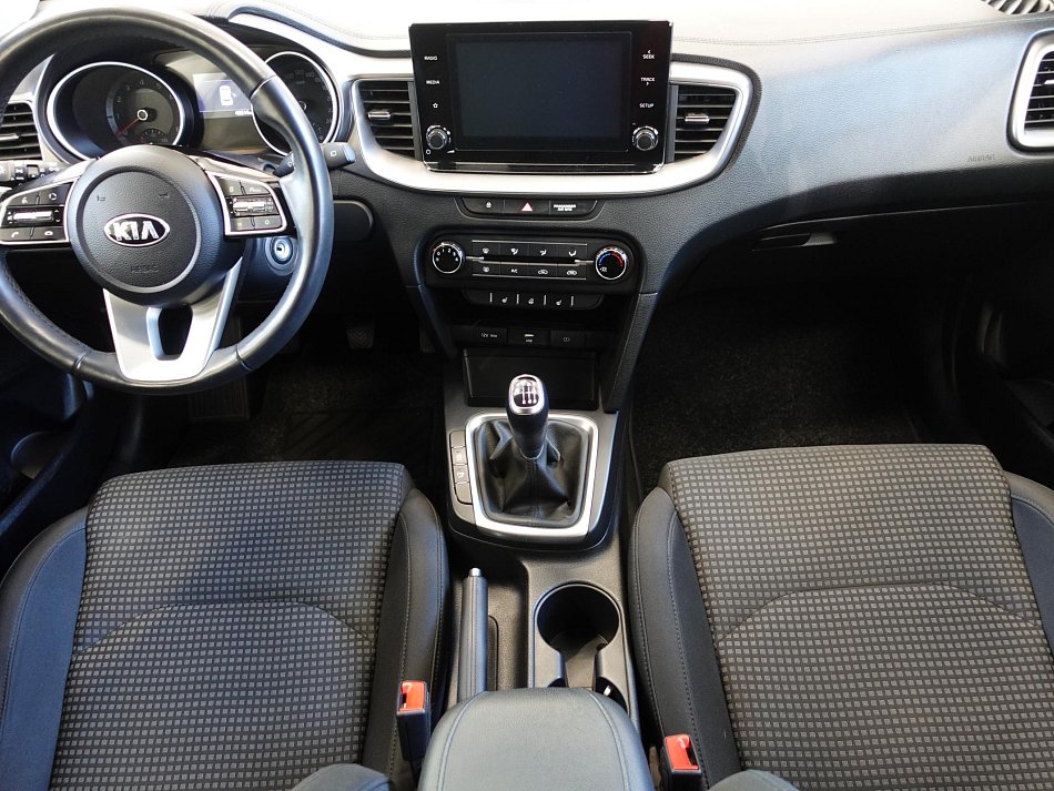 Kia Ceed 1.5T-GDi 