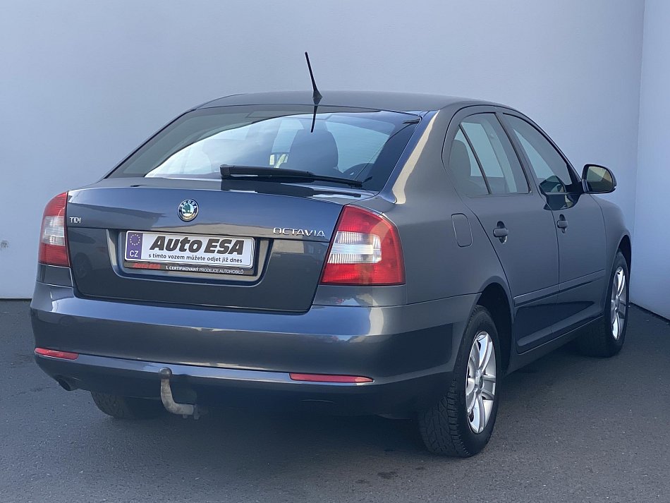 Škoda Octavia II 2.0TDi Ambition