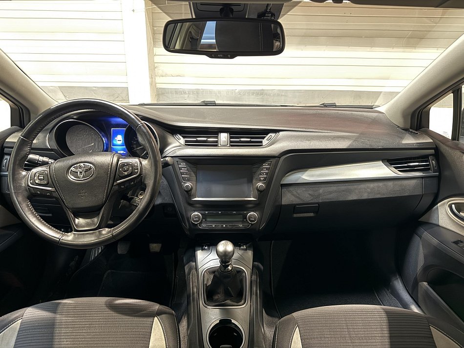 Toyota Avensis 2.0 D-4D 