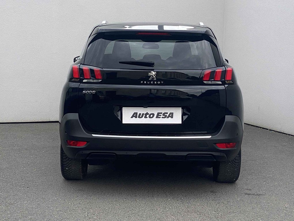 Peugeot 5008 2.0 HDi Allure