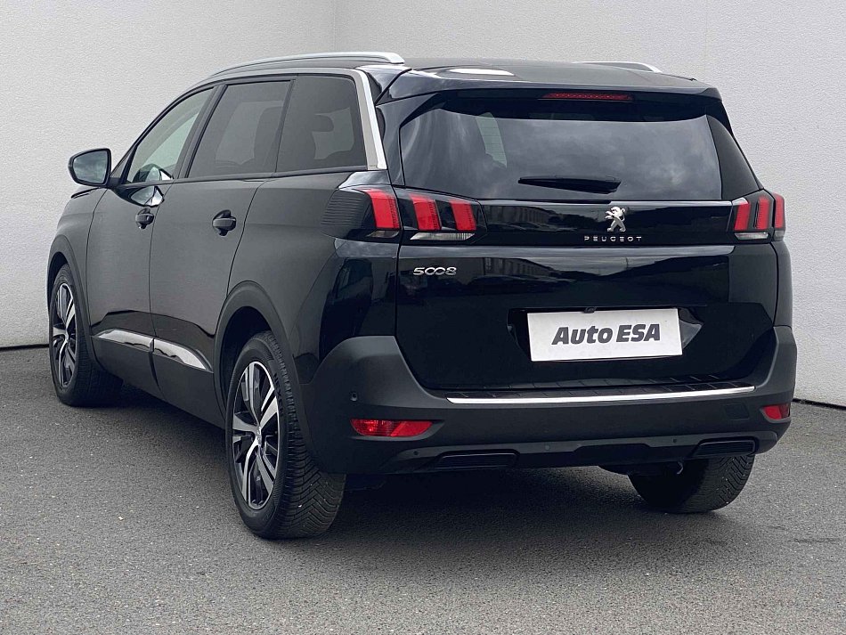 Peugeot 5008 2.0 HDi Allure