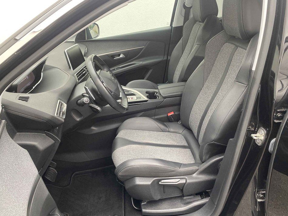Peugeot 5008 2.0 HDi Allure