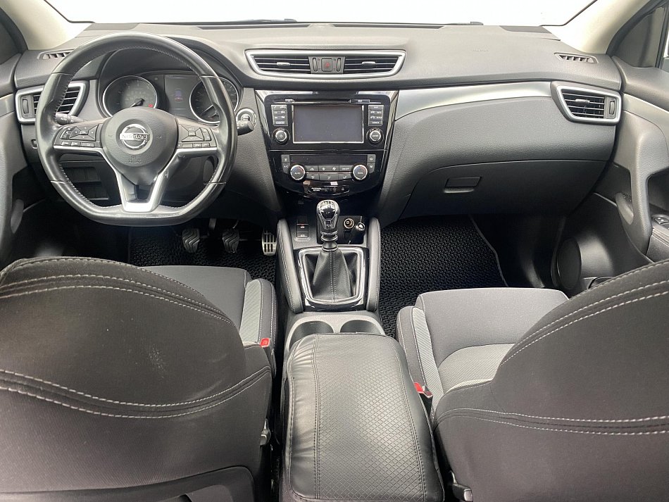 Nissan Qashqai 1.2DIG-T 
