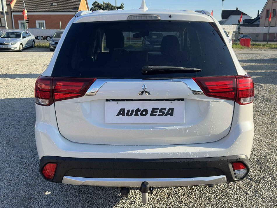 Mitsubishi Outlander 2.0 MIVEC Edition