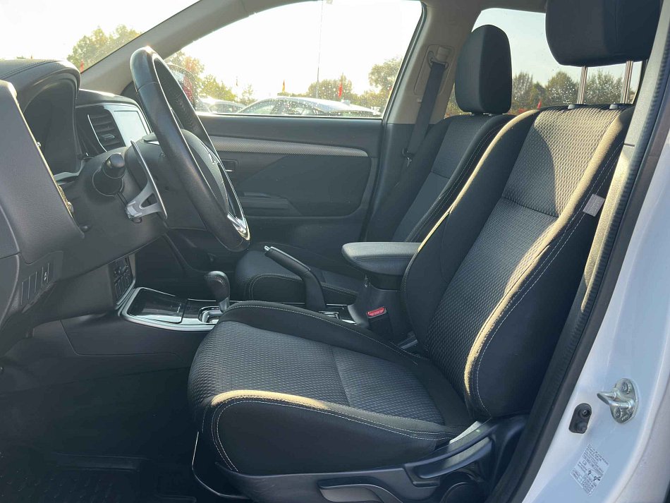 Mitsubishi Outlander 2.0 MIVEC Edition