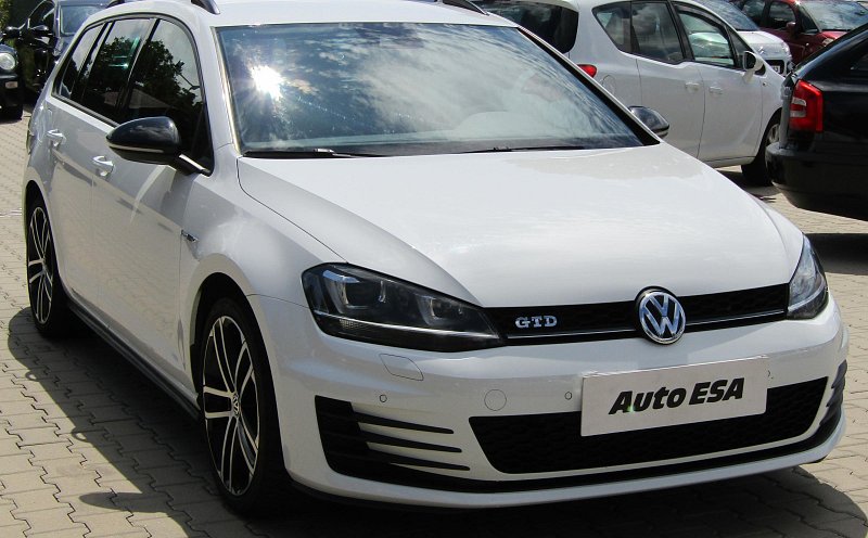 Volkswagen Golf 2.0 TDi 