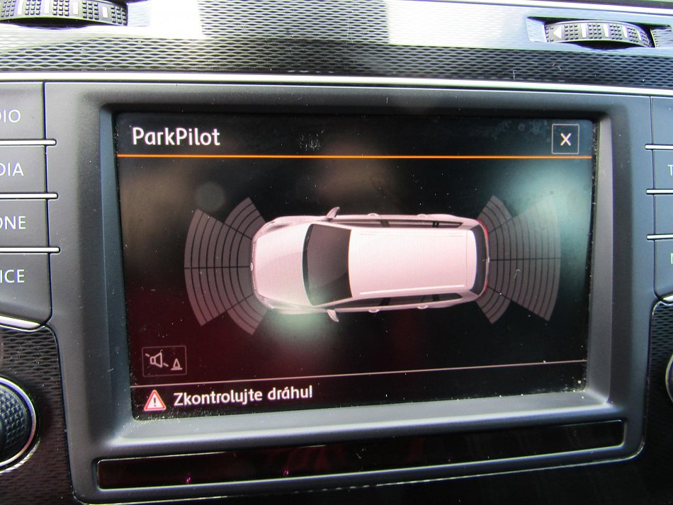 Volkswagen Golf 2.0 TDi 