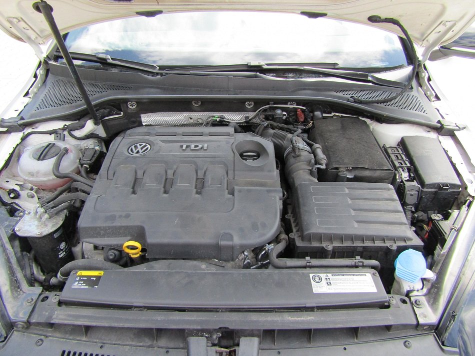 Volkswagen Golf 2.0 TDi 