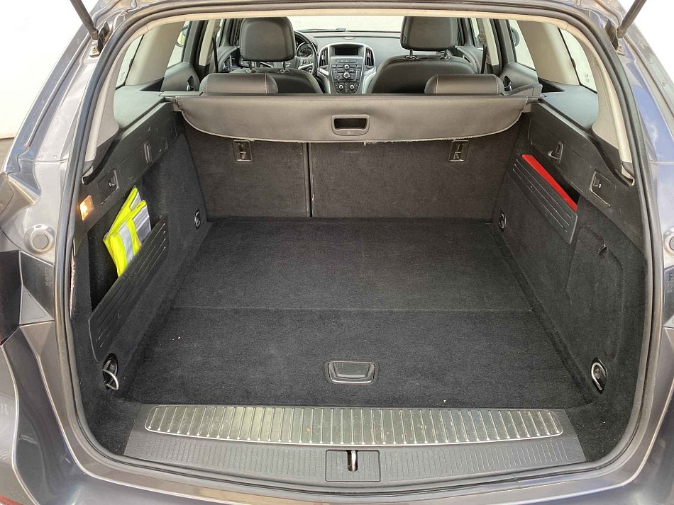 Opel Astra 1.4T  Sports tourer