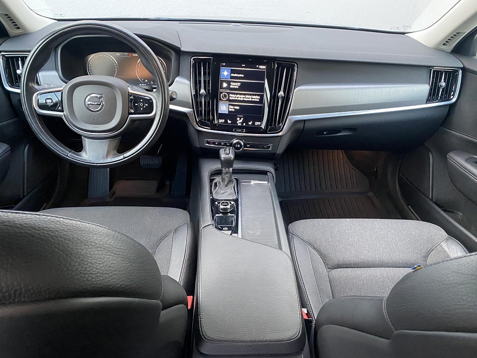 Volvo V90 2.0D5 Momentum 4x4