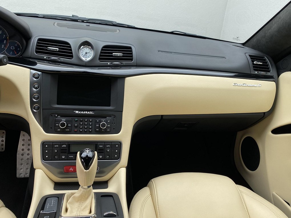 Maserati GranTurismo 4.7 V8  S Automatic