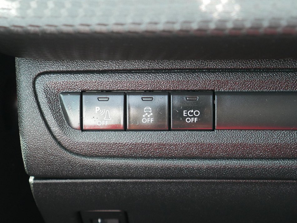 Peugeot 2008 1.2 PT Access