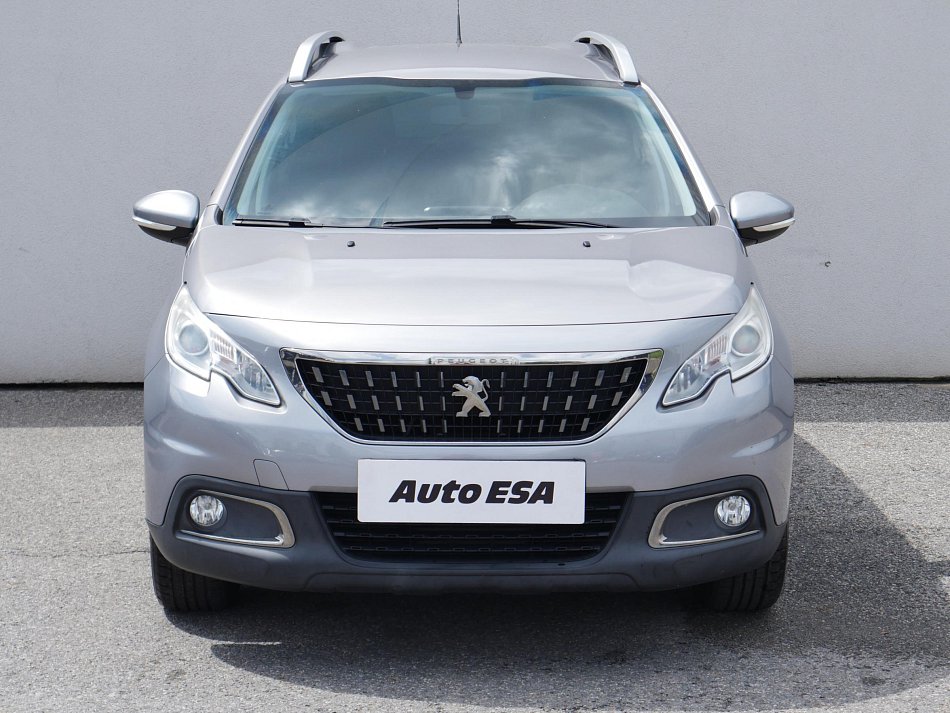 Peugeot 2008 1.2 PT Access