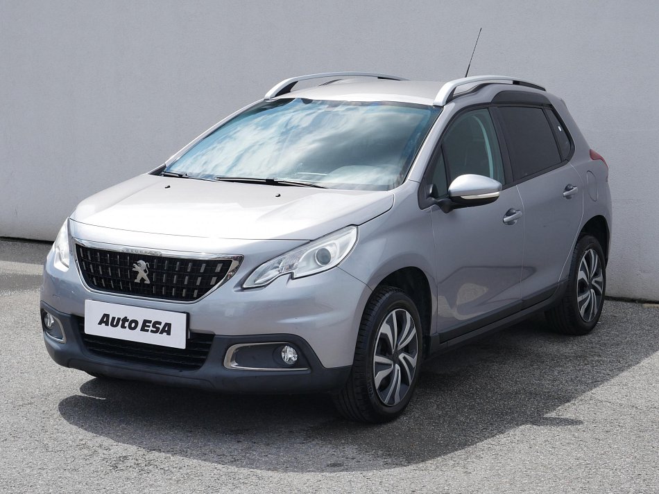 Peugeot 2008 1.2 PT Access