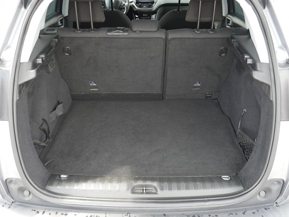Peugeot 2008 1.2 PT Access