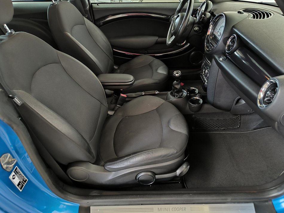 Mini Cooper 1.6 i 