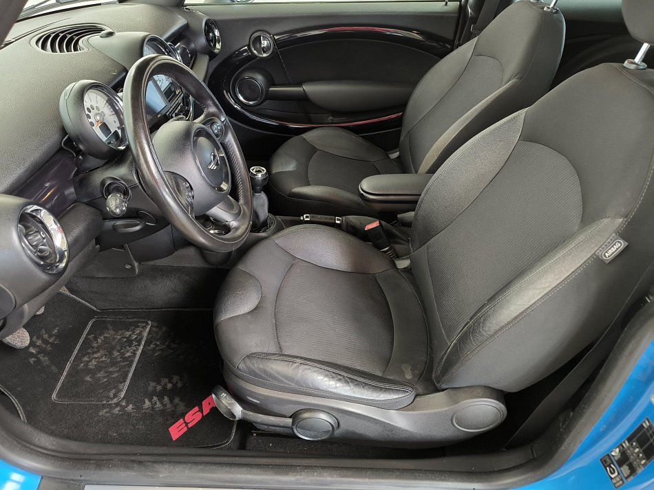 Mini Cooper 1.6 i 