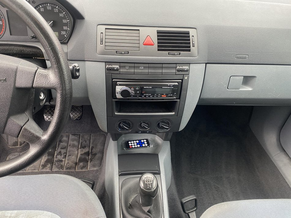 Škoda Fabia I 1.4i 16V 