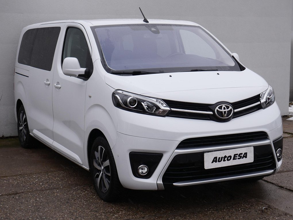 Toyota ProAce Verso 2.0D-4D  L2 8míst