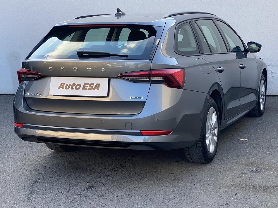 Škoda Octavia IV 1.0TSi Ambition e-TEC