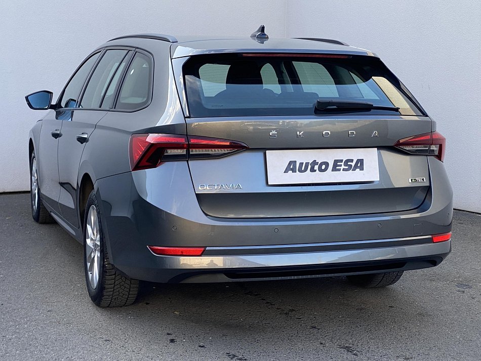 Škoda Octavia IV 1.0TSi Ambition e-TEC