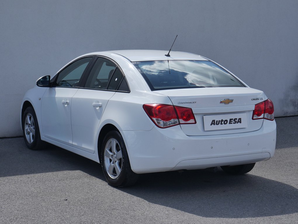 Chevrolet Cruze 1.6i 
