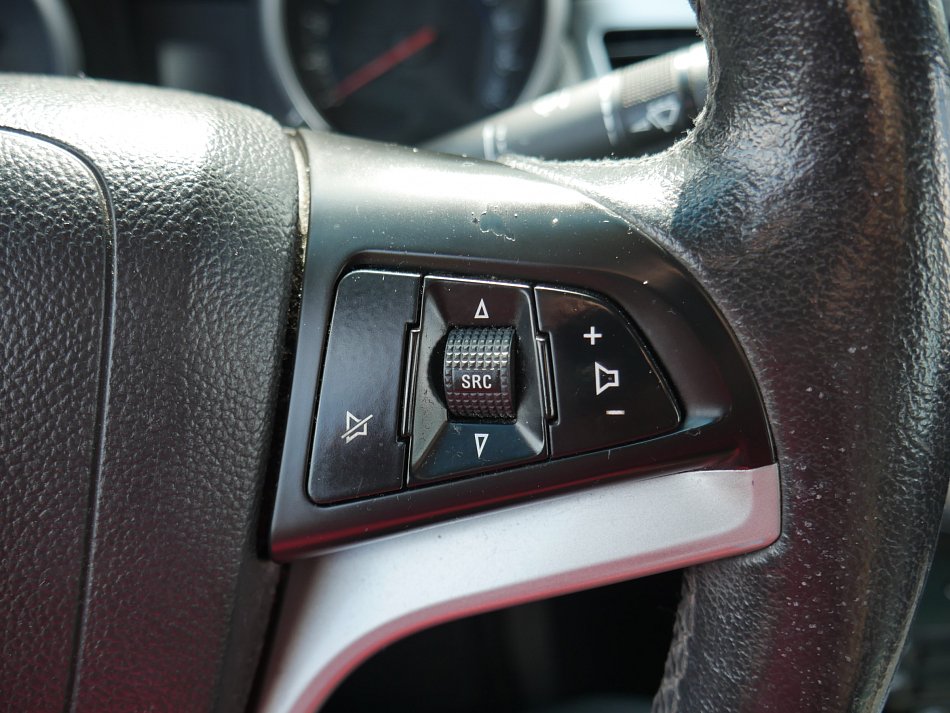 Chevrolet Cruze 1.6i 