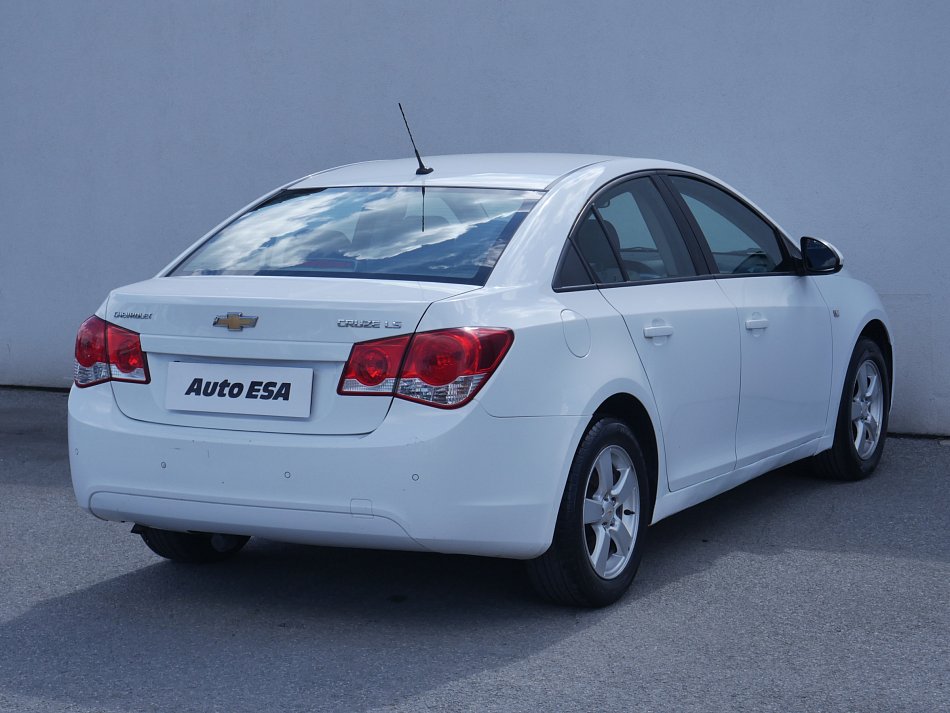 Chevrolet Cruze 1.6i 