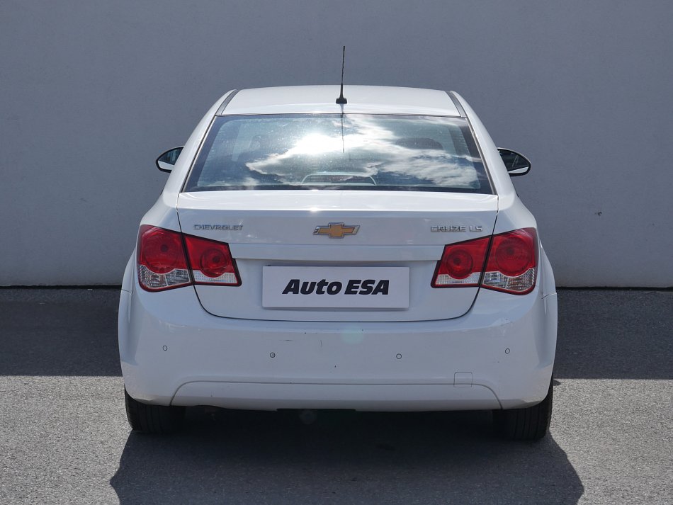 Chevrolet Cruze 1.6i 