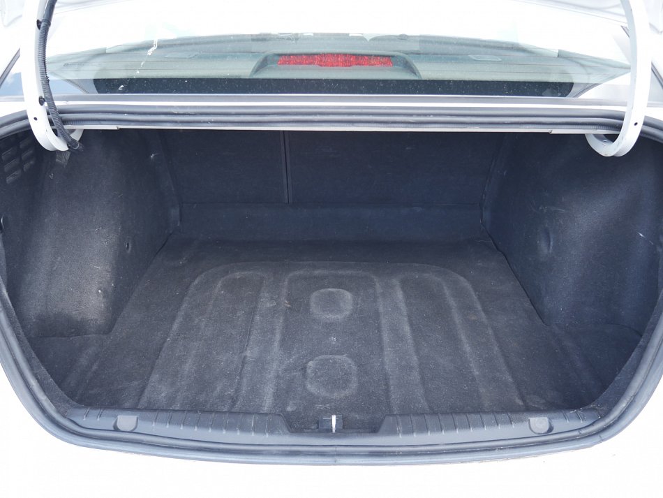 Chevrolet Cruze 1.6i 