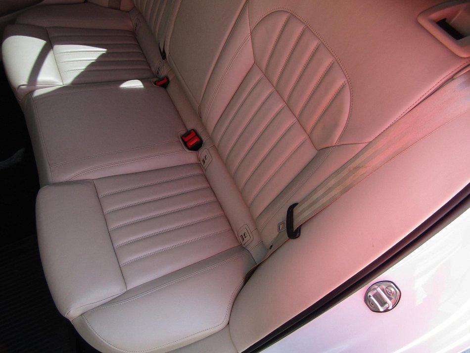 Škoda Superb III 2.0 TDi L&K