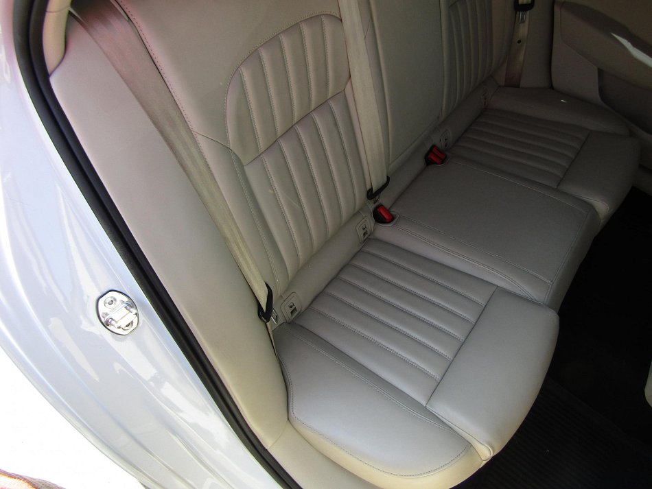 Škoda Superb III 2.0 TDi L&K