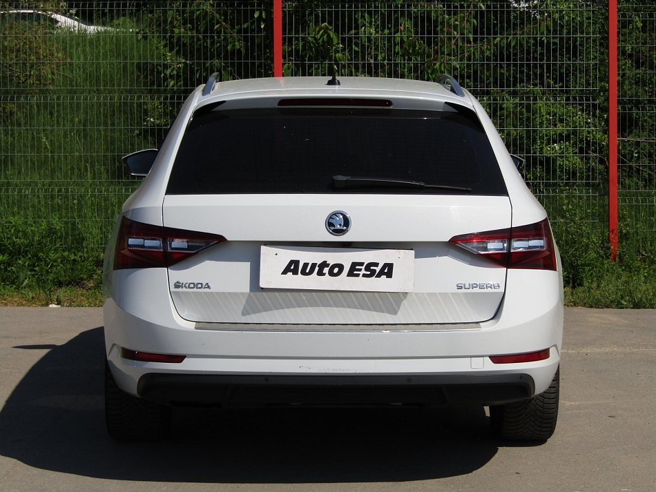Škoda Superb III 2.0 TDi L&K