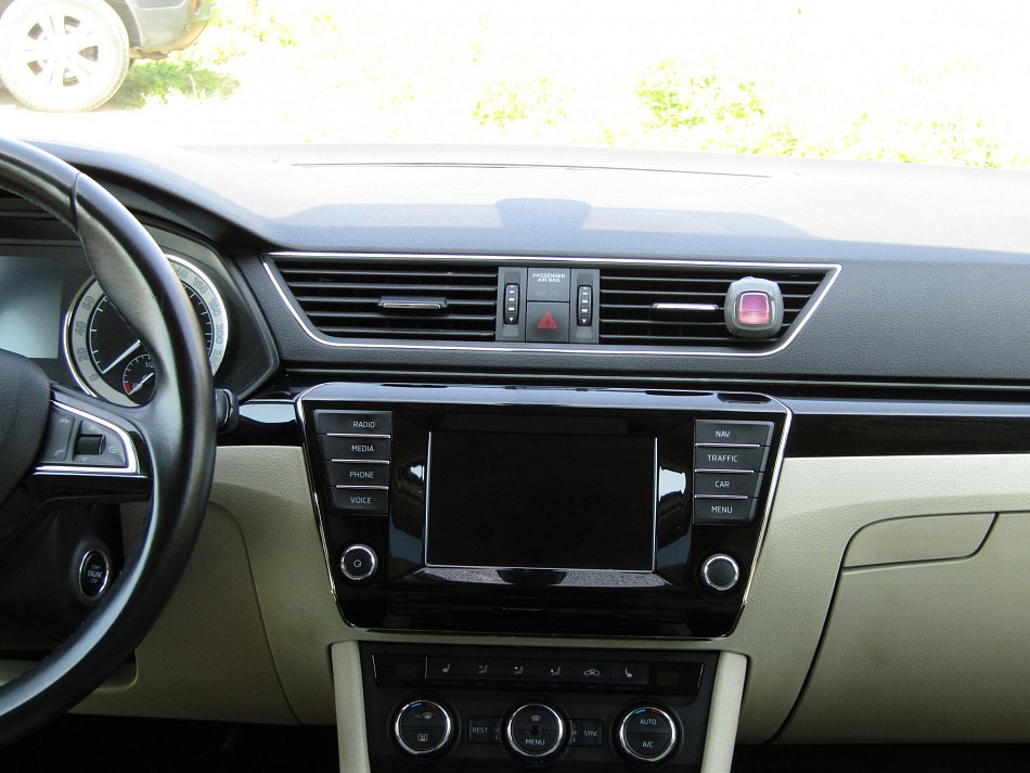 Škoda Superb III 2.0 TDi L&K