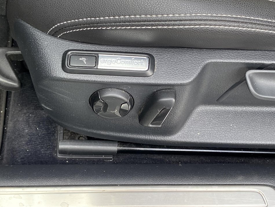 Volkswagen Passat 2.0 TDi Highline 4Motion