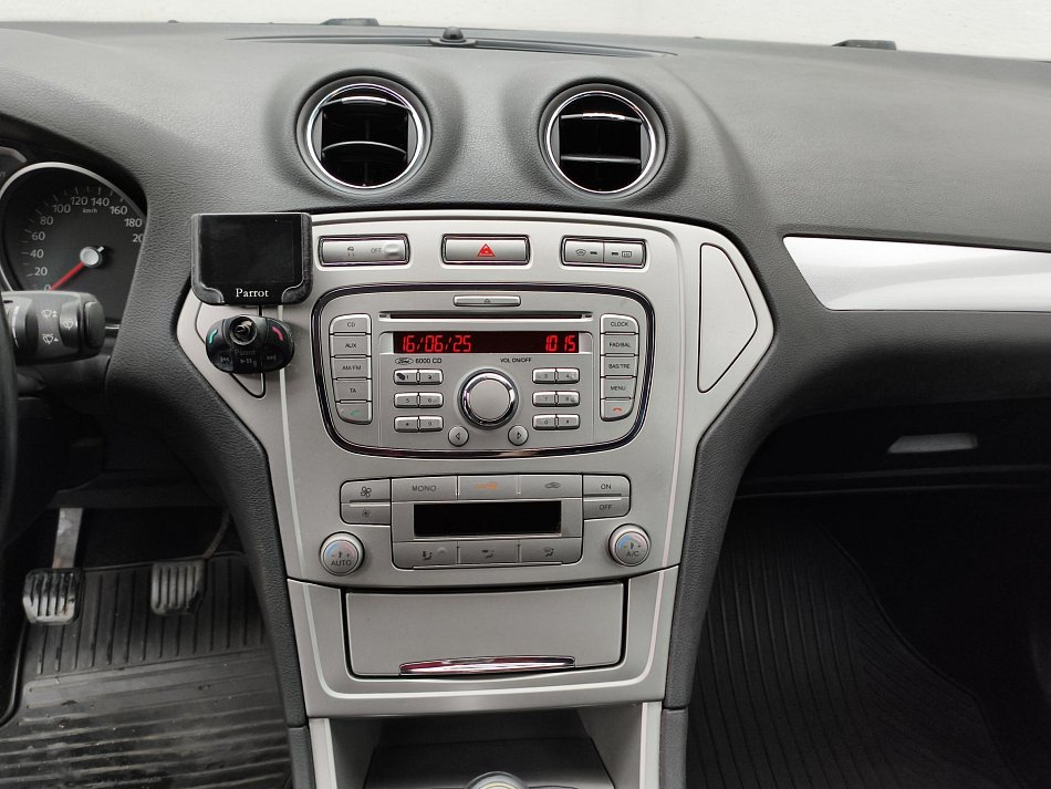 Ford Mondeo 1.8TDCi 