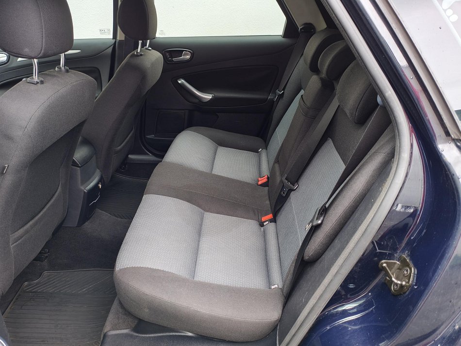 Ford Mondeo 1.8TDCi 
