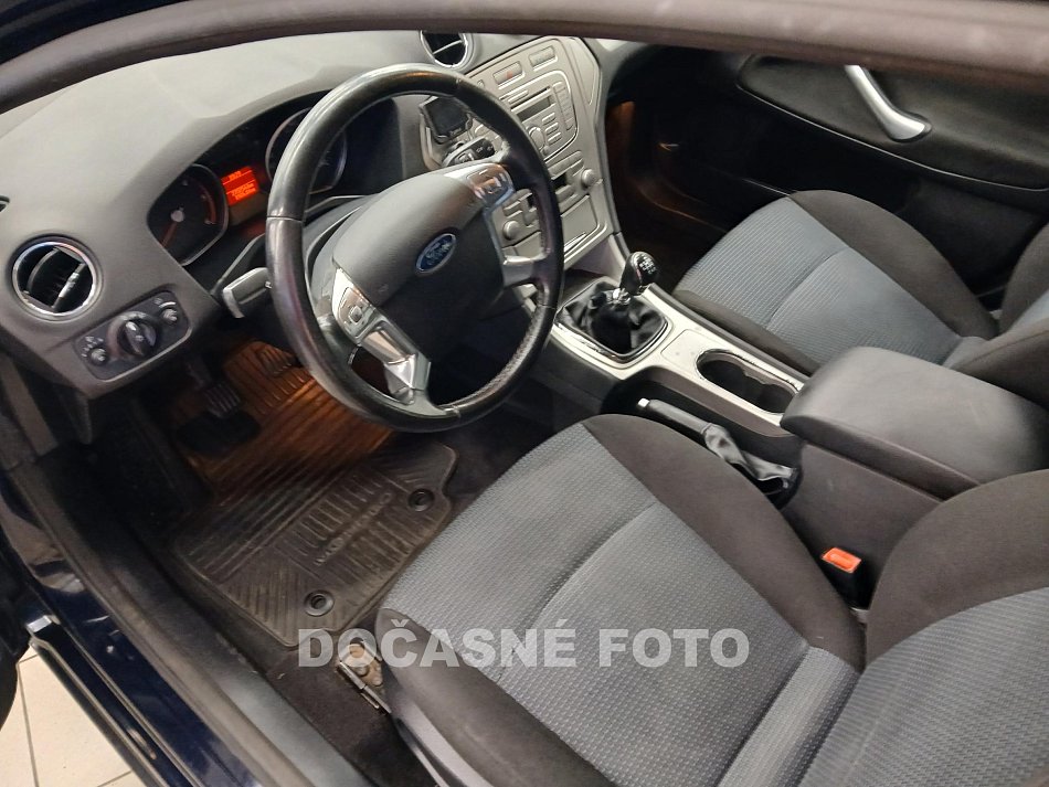 Ford Mondeo 1.8 
