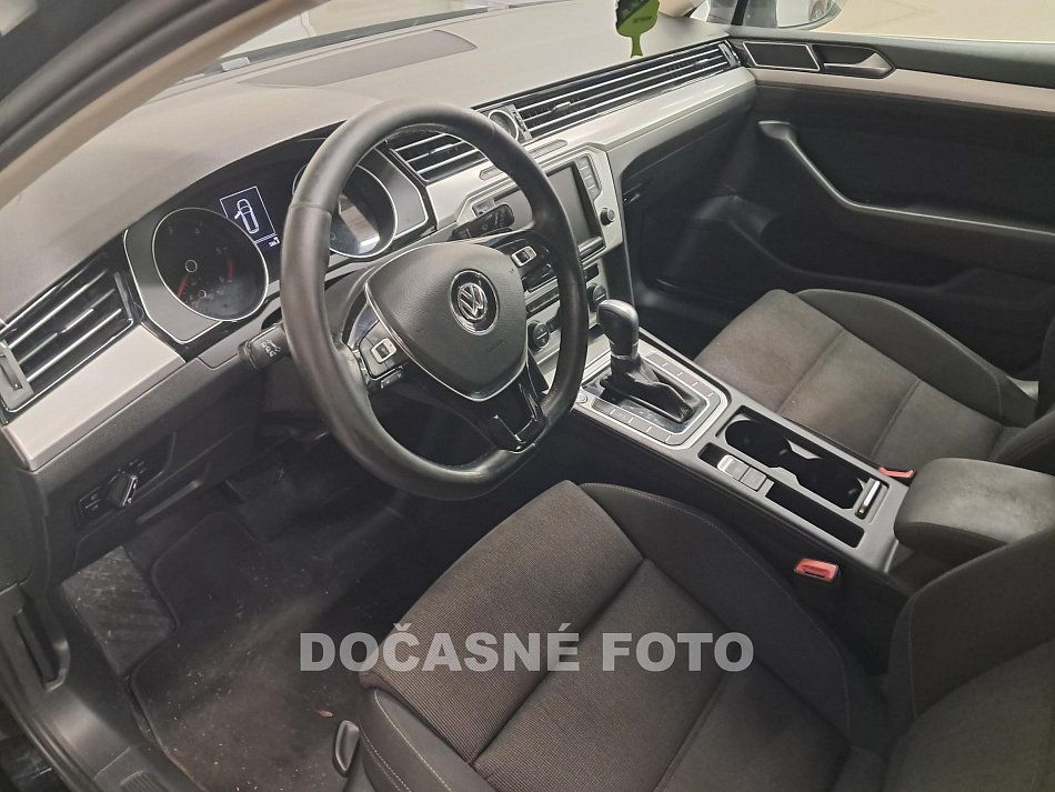 Volkswagen Passat 2.0 TDi 
