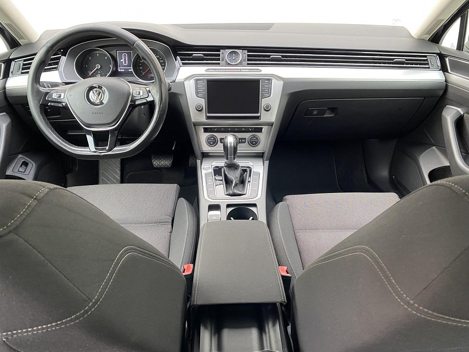 Volkswagen Passat 2.0 TDi 