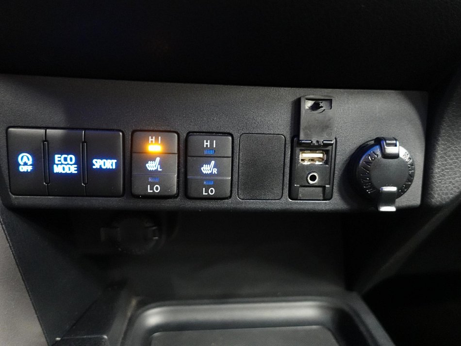 Toyota RAV4 2.0i  4x4