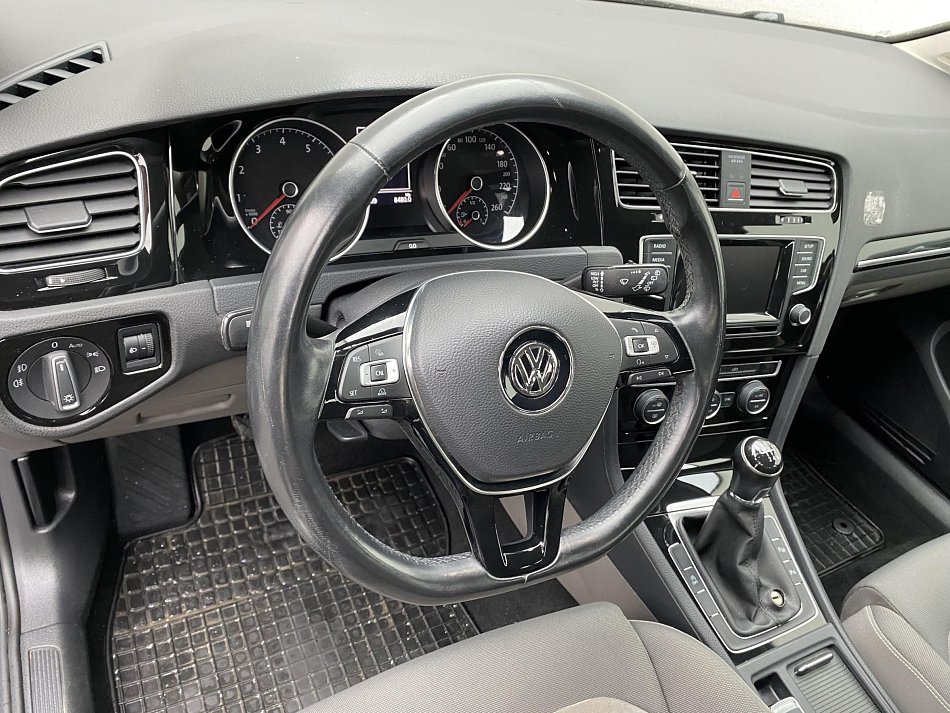 Volkswagen Golf 1.4TSi Highline