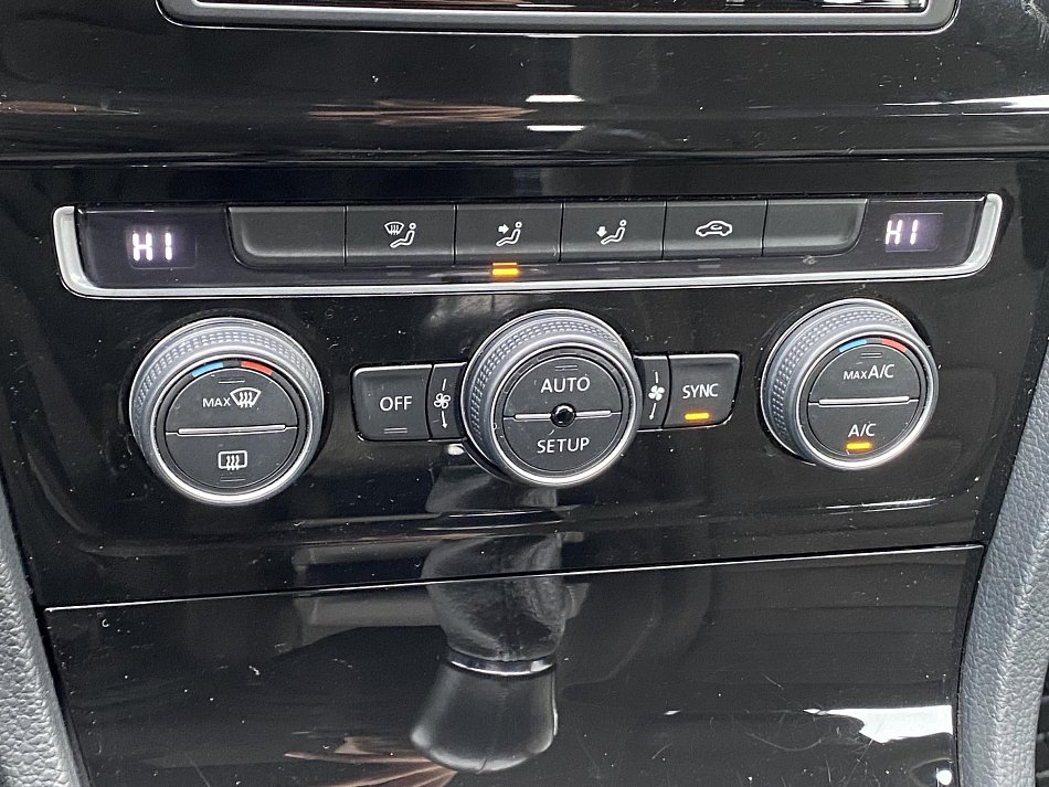 Volkswagen Golf 1.4TSi Highline