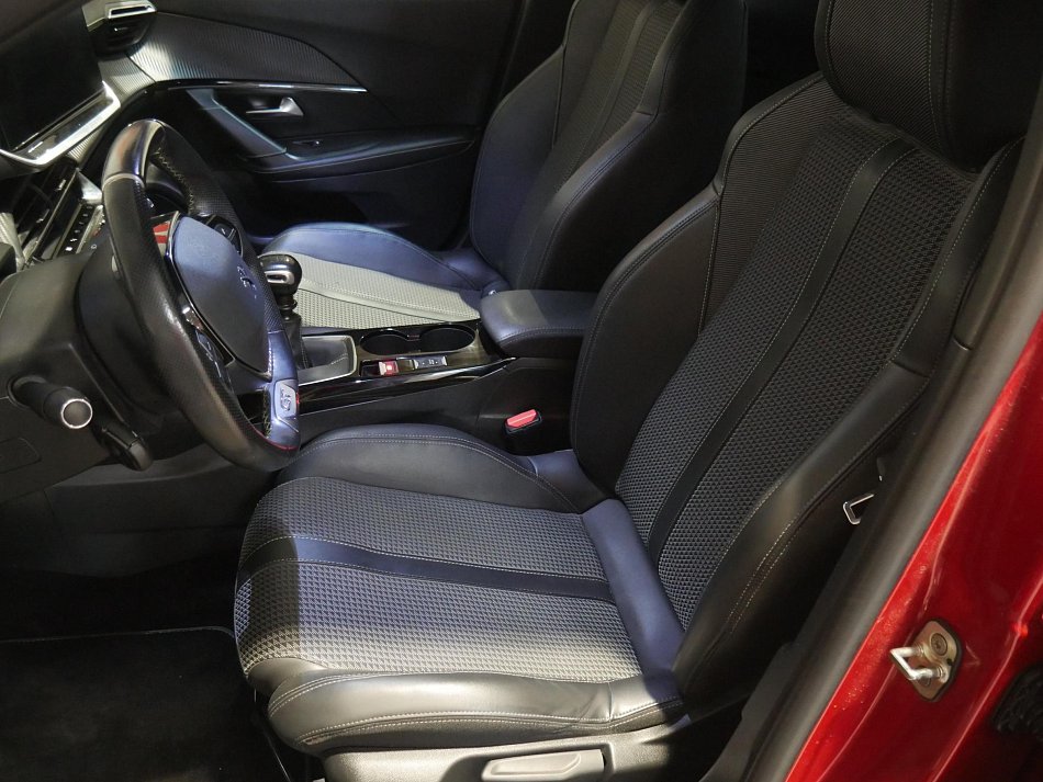 Peugeot 2008 1.2PT GT