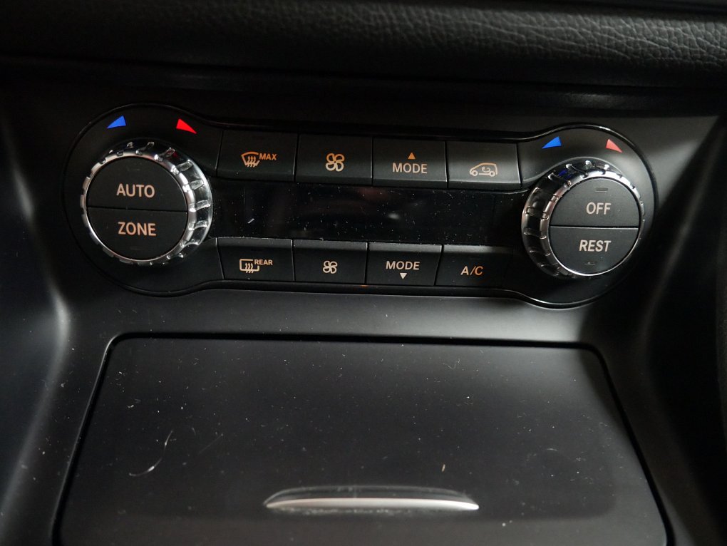 Mercedes-Benz GLA 2.2d  200 D 4Matic